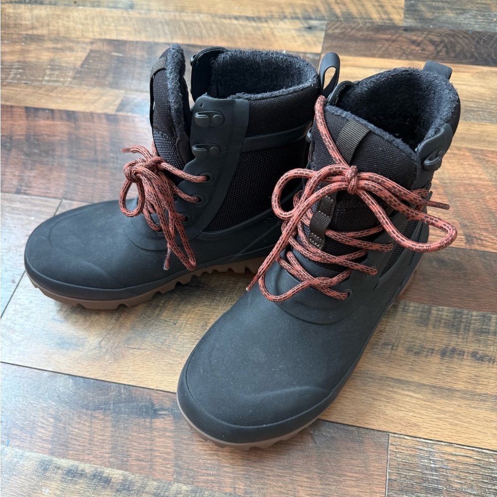 Bogs Men's Black and Brown Boots